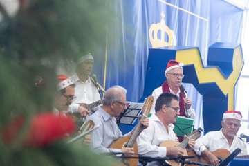 El Cabildo homenajea a varios teldenses en su brindis navideño (Foto TA)